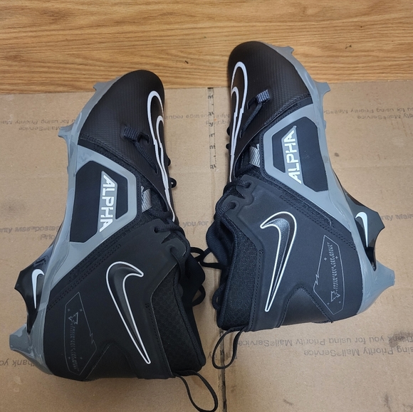 Nike Alpha Menace Pro 3 Mid Football Cleats Men Size 14 NEW - Picture 3 of 10
